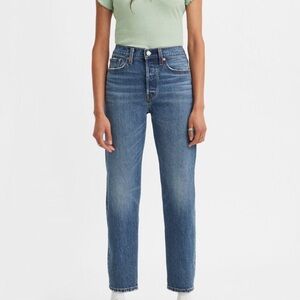 NWOT Levi’s Wedgie Straight Jeans